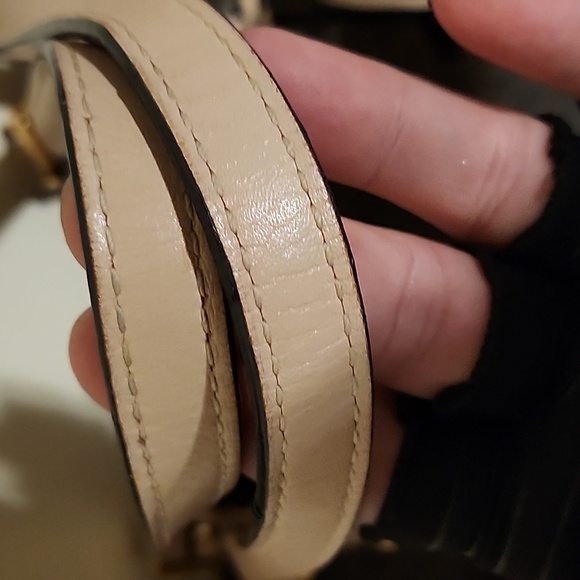 Michael Kors Monogram Tote - Picture 5 of 16